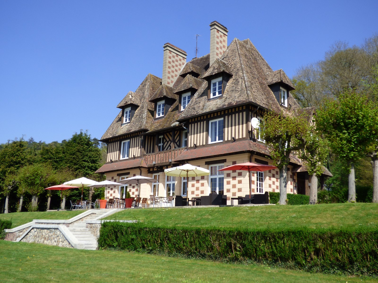 Restaurant Le Manoir du Soleil d'Or, à Nassandres dans l'Eure  